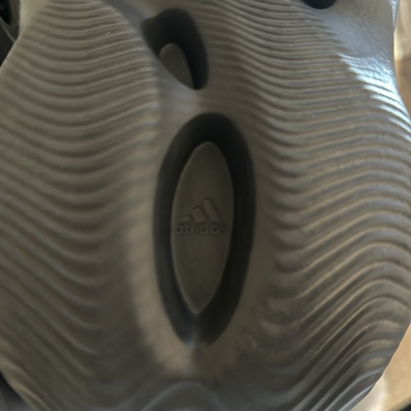 Yezzy Foam RNR Onyx size 12 - Picture 4 of 5